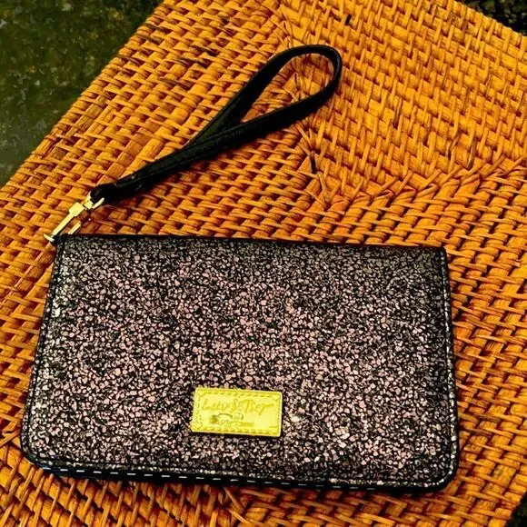 *Luv Betsey* Johnson Black Glitter Sparkle Wristlet LN - Picture 1 of 9